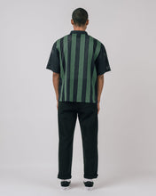 Load image into Gallery viewer, Howards S/S Mesh Zip Polo
