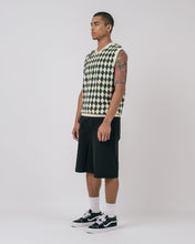 Load image into Gallery viewer, Woods Knit Vest Sweater
